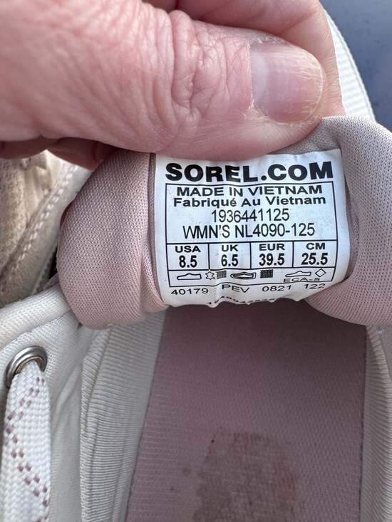 Sorel - Picture 4 of 5
